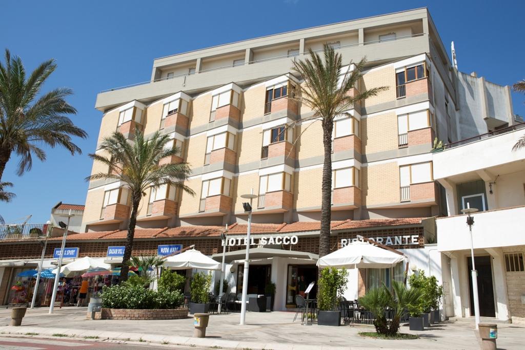 Hotel Sacco Бернальда Экстерьер фото