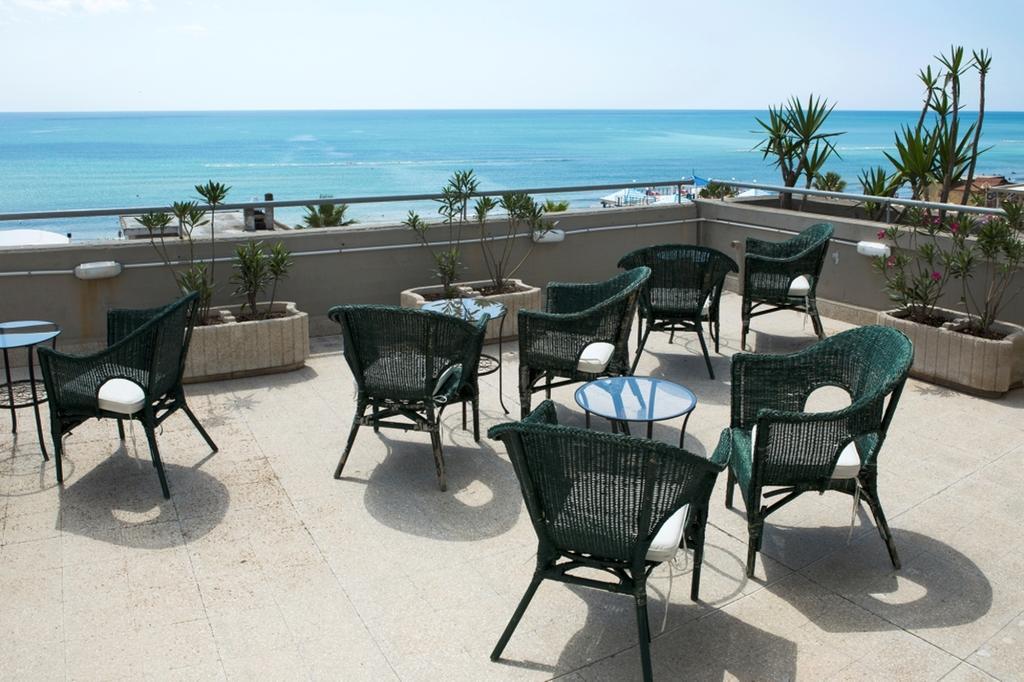 Hotel Sacco Бернальда Экстерьер фото